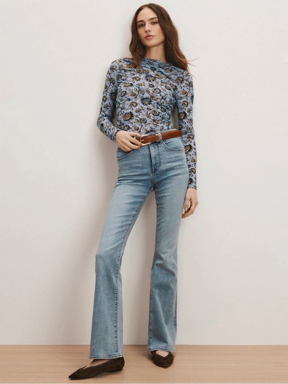 Veronica Beard Beverly Skinny-Flare Jean Light Blue Wash Boot-Cut Size 28
